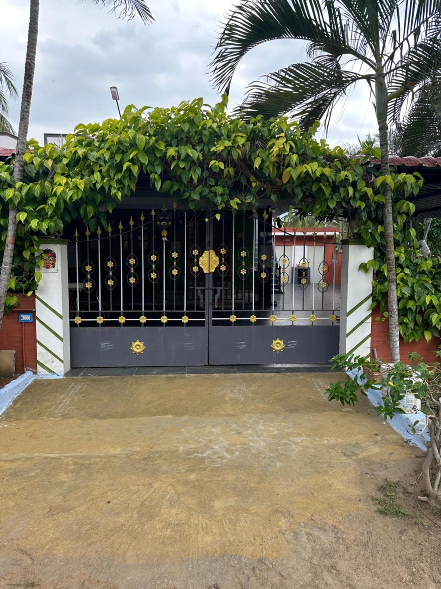 Sakthi Garden Home Stay Erode Exteriör bild