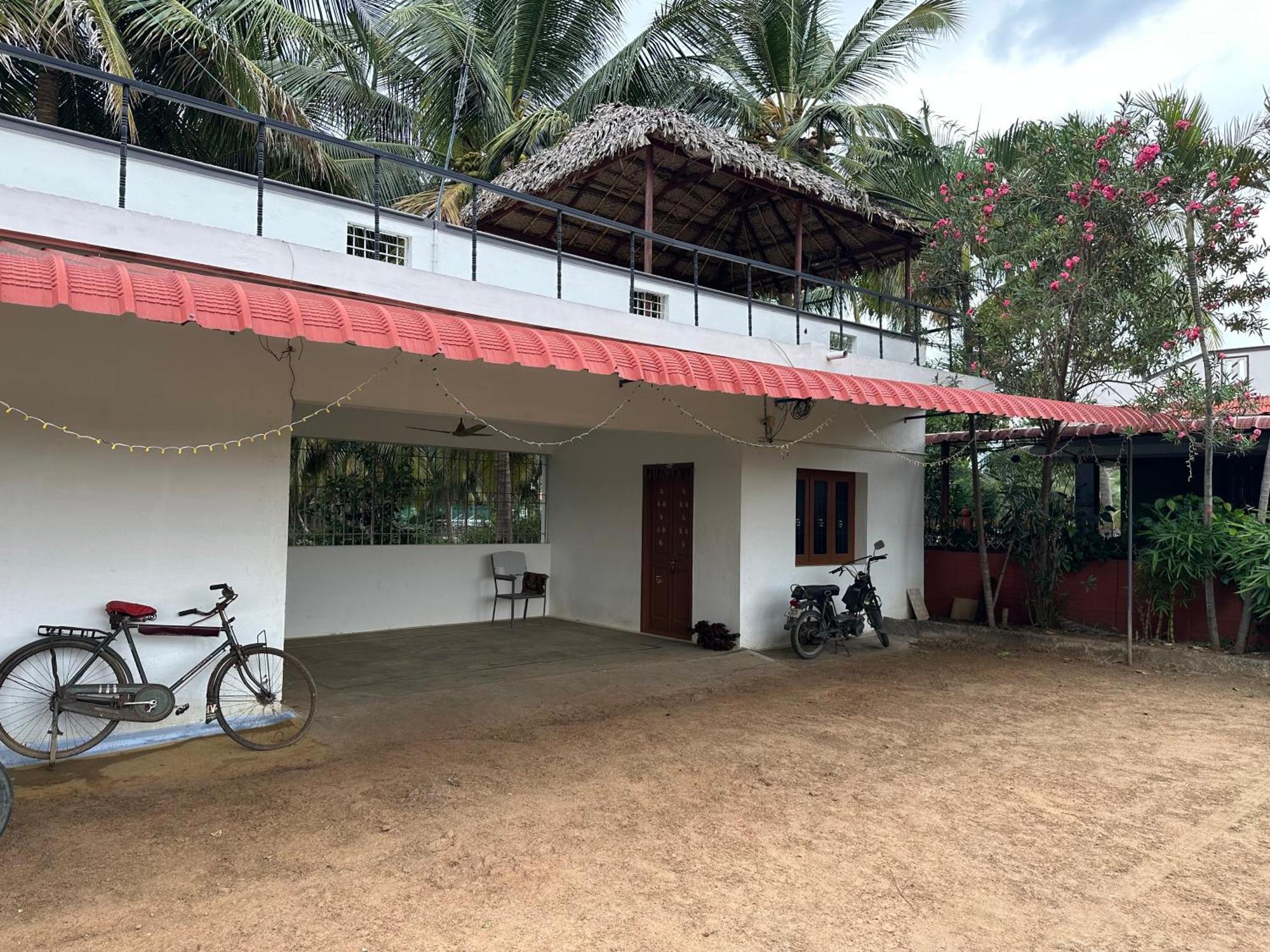 Sakthi Garden Home Stay Erode Exteriör bild