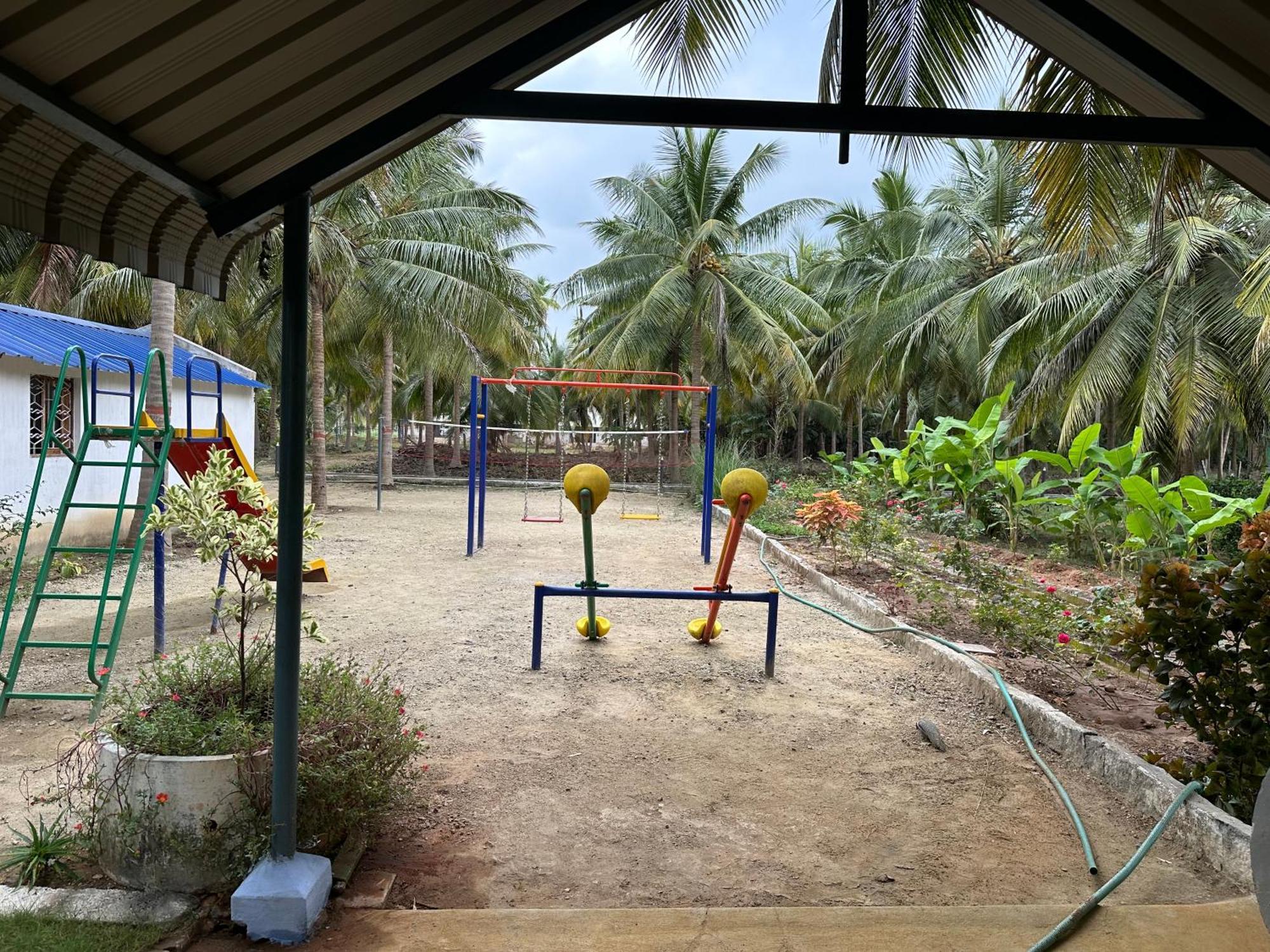 Sakthi Garden Home Stay Erode Exteriör bild